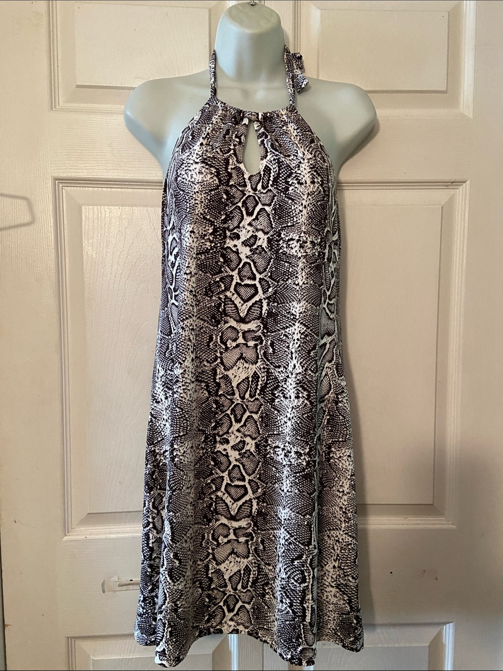 Tommy Bahama Black & White Snake-Print Halter Swim Beach Dress sz Medium
